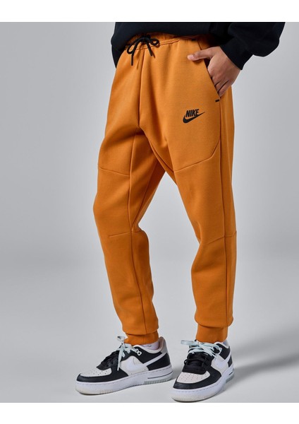 Sportswear Tech Fleece Erkek Çocuk Eşofman Altı modelleri