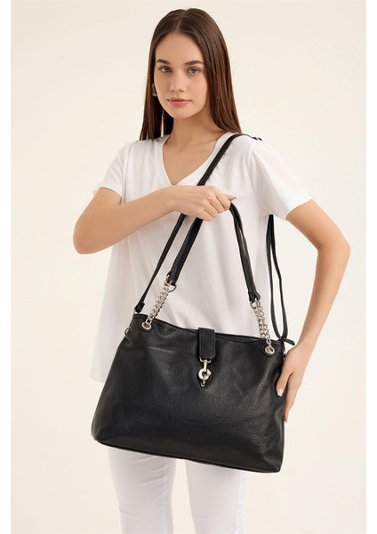 Zincirli Saplı Çanta