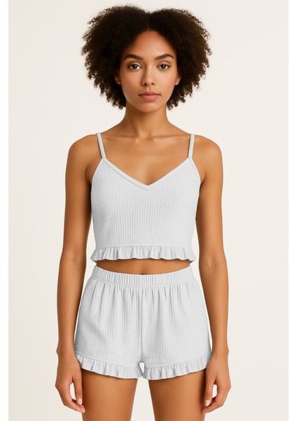 Pamuklu Iğne Çıkarmalı Ince Askılı Crop Atlet Paçası Fırfırlı Şort Kadın Pijama Takımı
