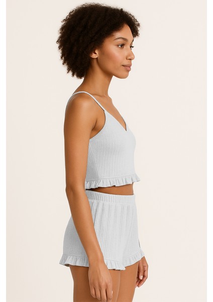Pamuklu Iğne Çıkarmalı Ince Askılı Crop Atlet Paçası Fırfırlı Şort Kadın Pijama Takımı modelleri