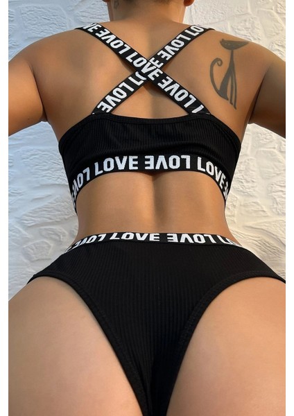 Kadın Siyah Çapraz Sırt ve Love Yazı Detaylı Iç Çamaşır Takımı fiyatları