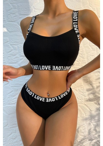 Kadın Siyah Çapraz Sırt ve Love Yazı Detaylı Iç Çamaşır Takımı fırsatları