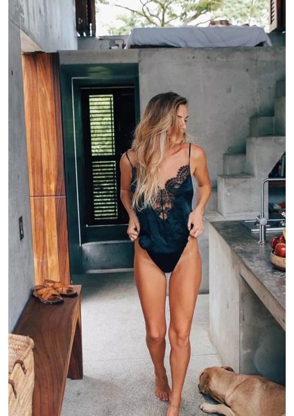 Kadın Siyah Saten Dantel Işlemli Tulum Gecelik fırsatları