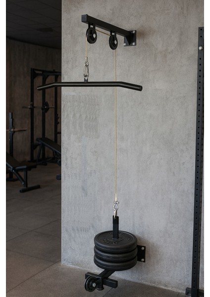 Duvar Tipi Çok Fonksiyonlu Lat Pulldown & Row Istasyonu fiyatları