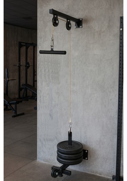 Duvar Tipi Çok Fonksiyonlu Lat Pulldown & Row Istasyonu fırsatları