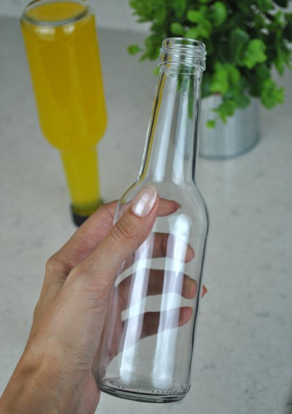 24'lü Cam Şeffaf 250 ml Süt, Ayran, Limonata, Meşrubat Şişesi Plastik Kapaklı Craft Şişe modelleri