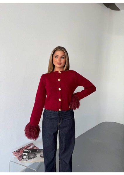 Kadın Kalp Gold Düğmeli Kol Ucu Püskül Detaylı Triko Hırka modelleri