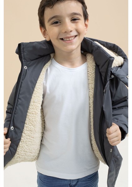 Füme Içi Kürklü Çıkarılabilir Kapüşonlu Basic Erkek Çocuk Şişme Mont 21442 fırsatları