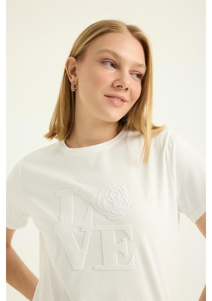 Payetli Gül Motifli Tshirt fırsatları