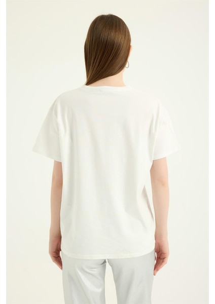 Benek Desenli Yaldızlı Tshirt indirimleri