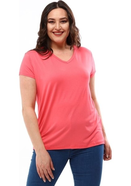 Kadın Büyük Beden V Yaka Basic Kısa Kollu Tişört %95 Pamuk %5 Likra Premium Kumaş