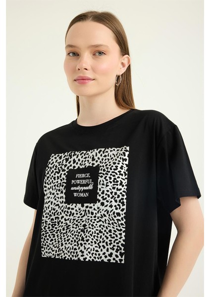 Benek Desenli Yaldızlı Tshirt fırsatları