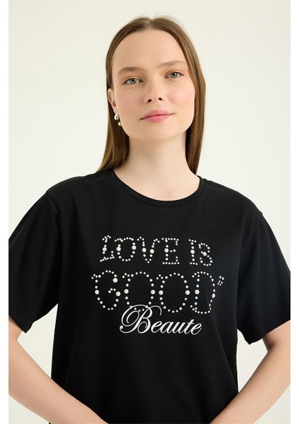 Love Is Good Tshirt fırsatları