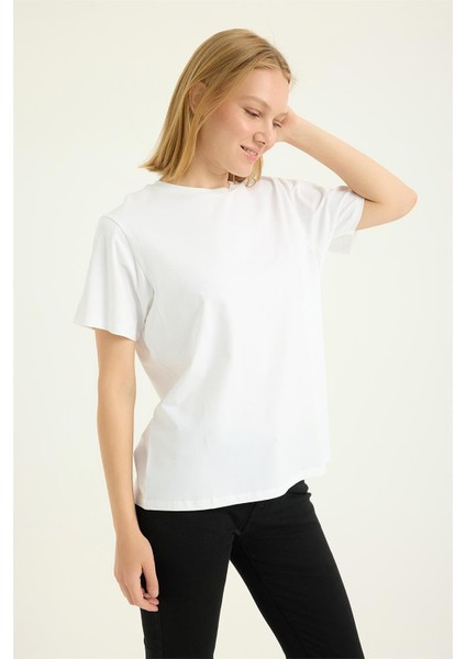 Yuvarlak Yaka Tshirt modelleri