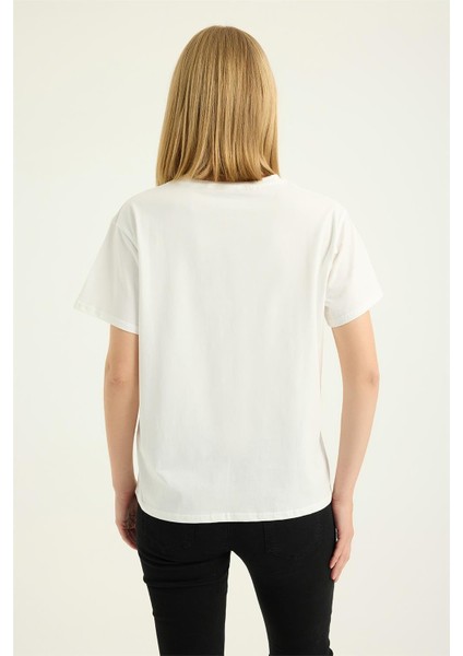 Hello Taşlı Tshirt indirimleri