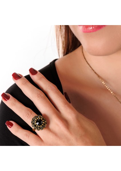 Kraliyet Çehresi Siyah Bakır El Yapımı Kristal Taşlı Kararma Yapmaz Kadın Yüzük Kutulu