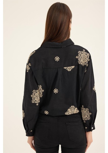 Nakış Işlemeli Gömlek indirimleri