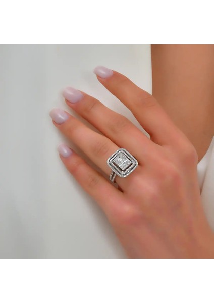 0,99 Karat Pırlanta Baget Yüzük modelleri