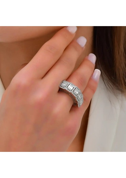 1,07 Karat Pırlanta Baget Yüzük modelleri