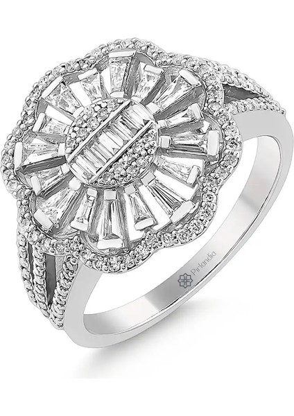 0,70 Karat Pırlanta Baget Yüzük fiyatları