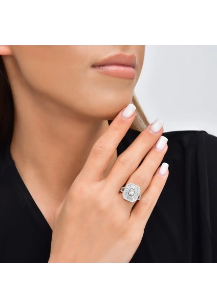 1,09 Karat Pırlanta Baget Yüzük modelleri