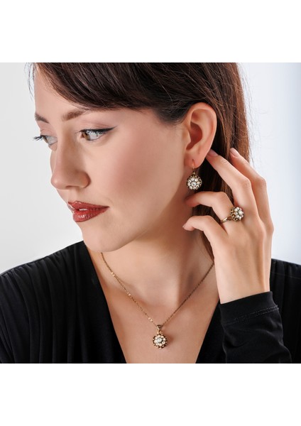 Güverseli Gül Bakır El Yapımı Kristal Taşlı Kararma Yapmaz Kadın Yüzük Kutulu fiyatları