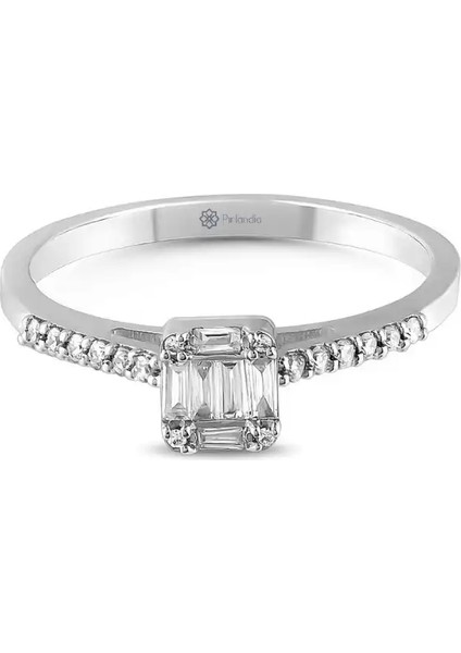 0,18 Karat Pırlanta Baget Yüzük