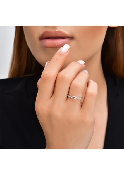 0,19 Karat Pırlanta Baget Yüzük modelleri