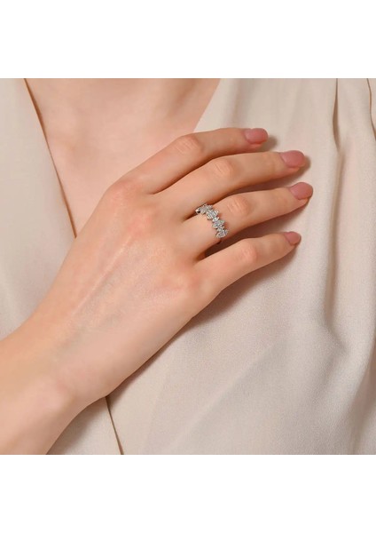 0,51 Karat Pırlanta Baget Yüzük fırsatları