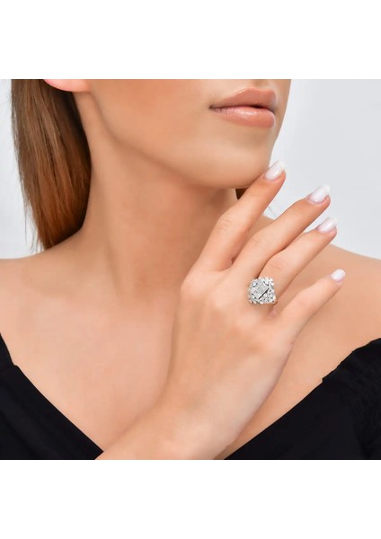 1,45 Karat Pırlanta Baget Yüzük modelleri