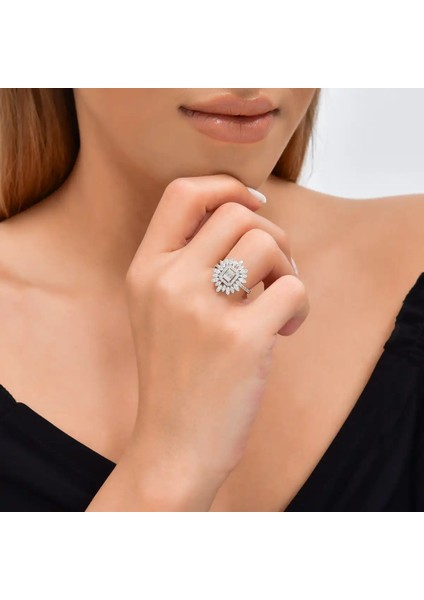 0,74 Karat Pırlanta Baget Yüzük modelleri