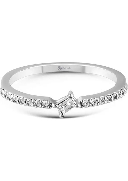 0,16 Karat Pırlanta Baget Yüzük