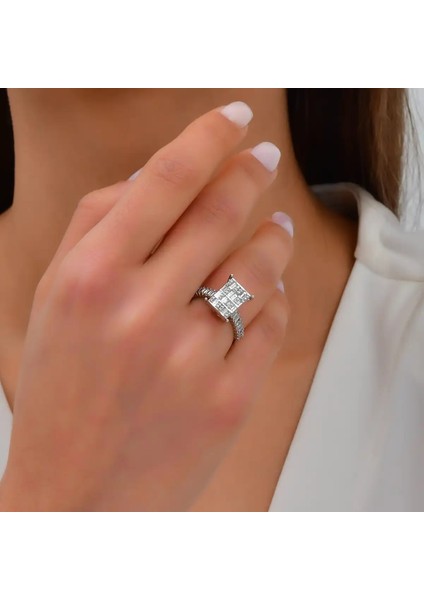 0,58 Karat Pırlanta Baget Yüzük modelleri