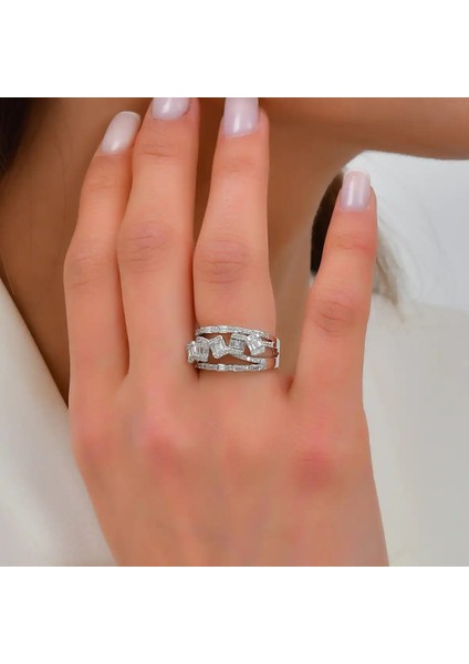 0,85 Karat Pırlanta Baget Yüzük modelleri