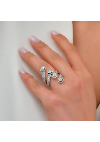 1,49 Karat Pırlanta Baget Yüzük modelleri