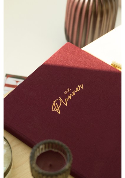 2026 Yılı 20X27 cm Keten Haftalık Planlayıcı Ajanda Bordo fiyatları