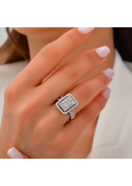 0,93 Karat Pırlanta Baget Yüzük modelleri