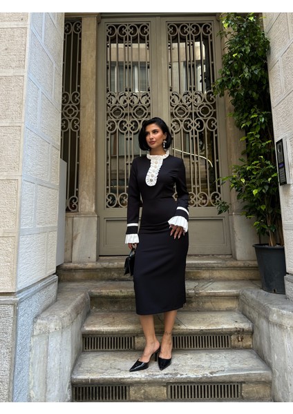 Yakası Düğmeli Fırfırlı Midi Kalem Elbise indirimleri