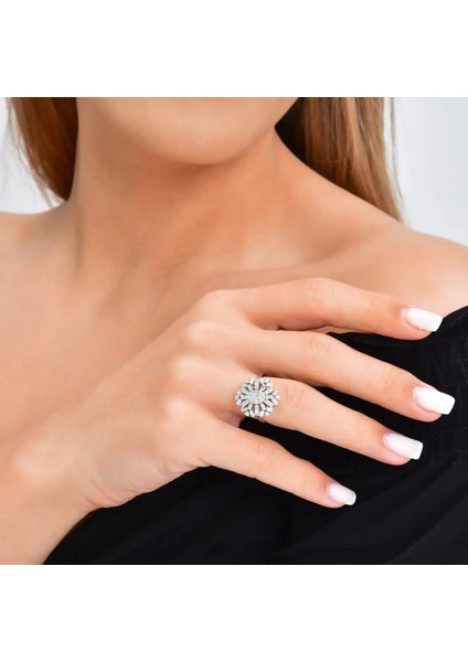 1,02 Karat Pırlanta Baget Yüzük modelleri