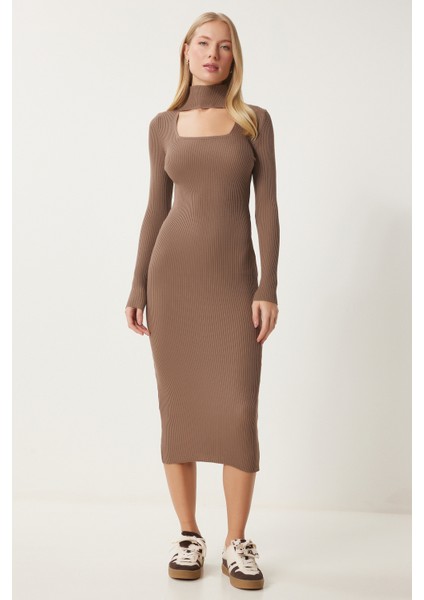 Cut Out Detaylı Dik Yaka Fitilli Triko Elbise LFN0089 Vizon fiyatları