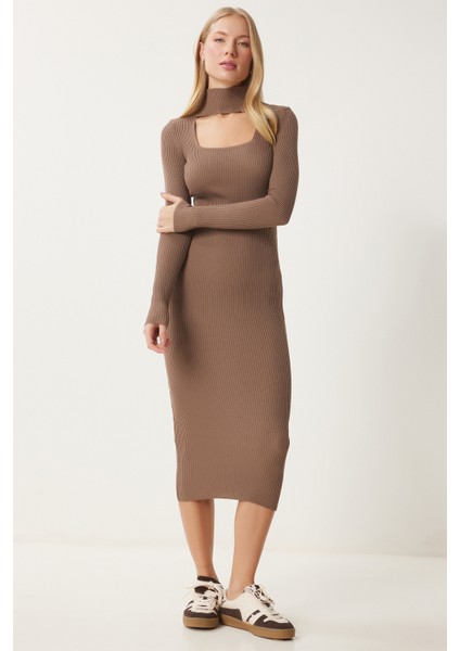 Cut Out Detaylı Dik Yaka Fitilli Triko Elbise LFN0089 Vizon modelleri