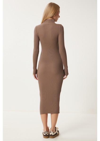 Cut Out Detaylı Dik Yaka Fitilli Triko Elbise LFN0089 Vizon indirimleri