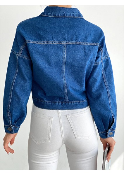 Çift Cepli Denim Crop Ceket Mavi fırsatları