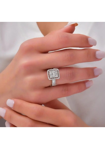 1,08 Karat Pırlanta Baget Yüzük modelleri