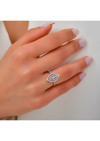 0,53 Karat Pırlanta Baget Yüzük modelleri