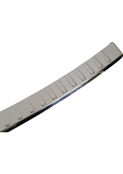 Mazda 5 Iı Cw Uyumlu 2010 ve Üzeri Krom Arka Tampon Üstü Koruma Paslanmaz Çelik modelleri