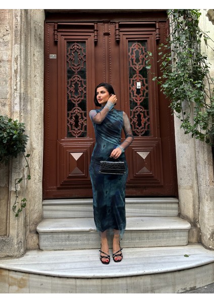 Uzun Bulut Desenli Tül Elbise