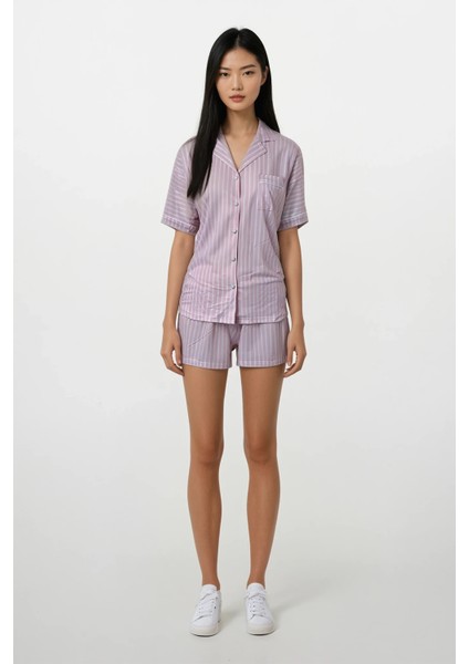 Kadın Pembe Çizgili Soft Doku Bebe Yaka Üst Şort Pijama Takım