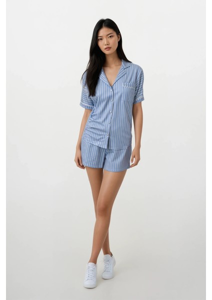 Kadın Mavi Çizgili Soft Doku Bebe Yaka Üst Şort Pijama Takım modelleri