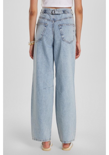 Kadın Regular Fit Tokalı Geniş Paça Baggy Mavi Jean Kot Pantolon indirimleri